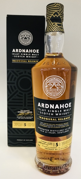 Ardnahoe Islay Single Malt Scotch Whiskey: Inaugural Realease 5-Years af Steawart Laing m. tilhørende æske 