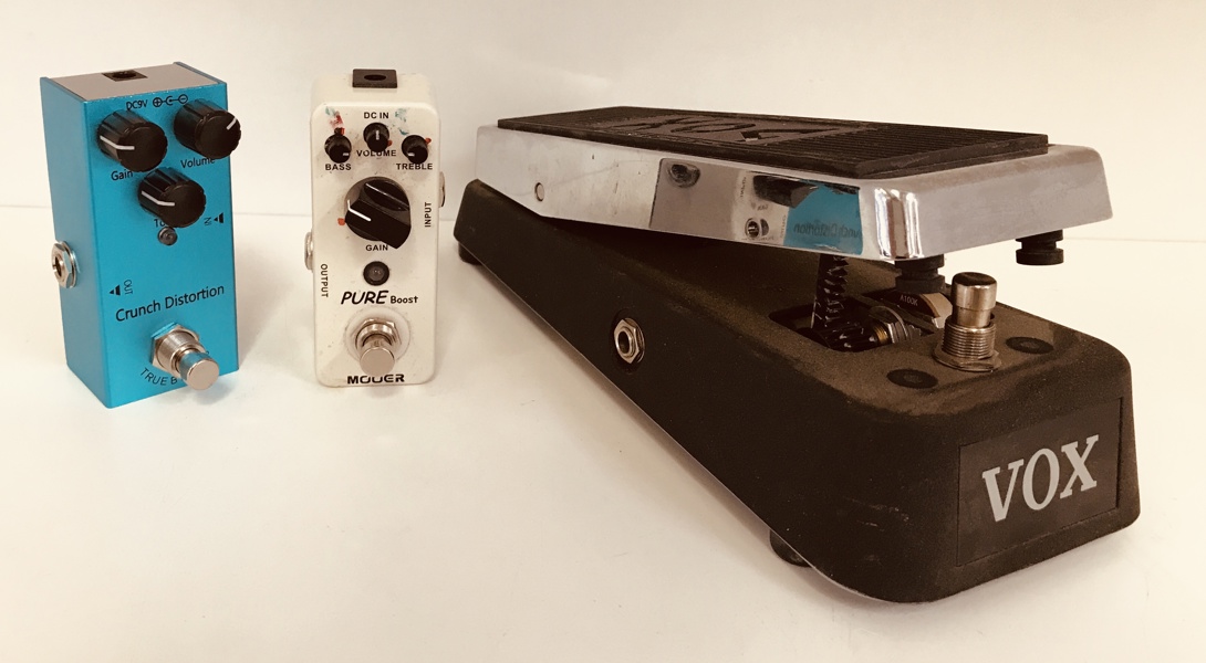 Samling af effektpedaler - Vox Wah-wah model (V847), True Bypass Crunch Distortion samt Mooer Pure Boost