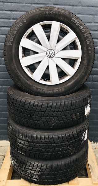 4 VW Stålfælge (16") m. Barum Polaris 3 vinterdæk (215/60/R16)