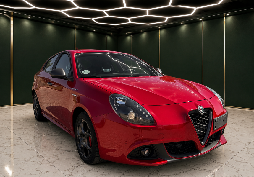 +M: Alfa Romero Giulietta 1750 TBI 240 TCT (2018) - Stel.: ZAR94000007486062