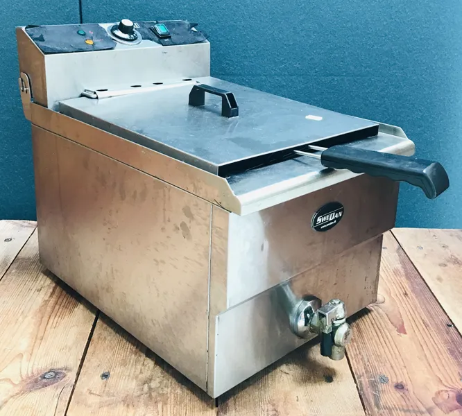 Swedan Electric Fryer EFB-221V bordfrituregryde