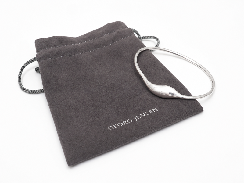Georg Jensen armring (nr. 3) af sterling sølv, formgivet af Hans Hansen 