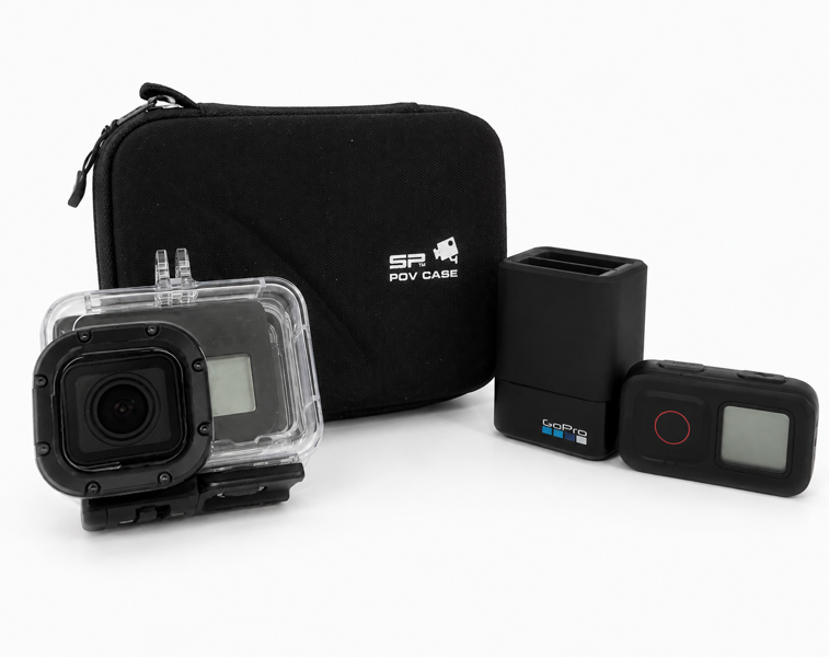 GoPro HERO7 Black actionkamera, GoPro The Remote-fjernbetjening, GoPro Max Lens Mod, GoPro Dual (AADBD-001) lader, 3 batterier samt softcase