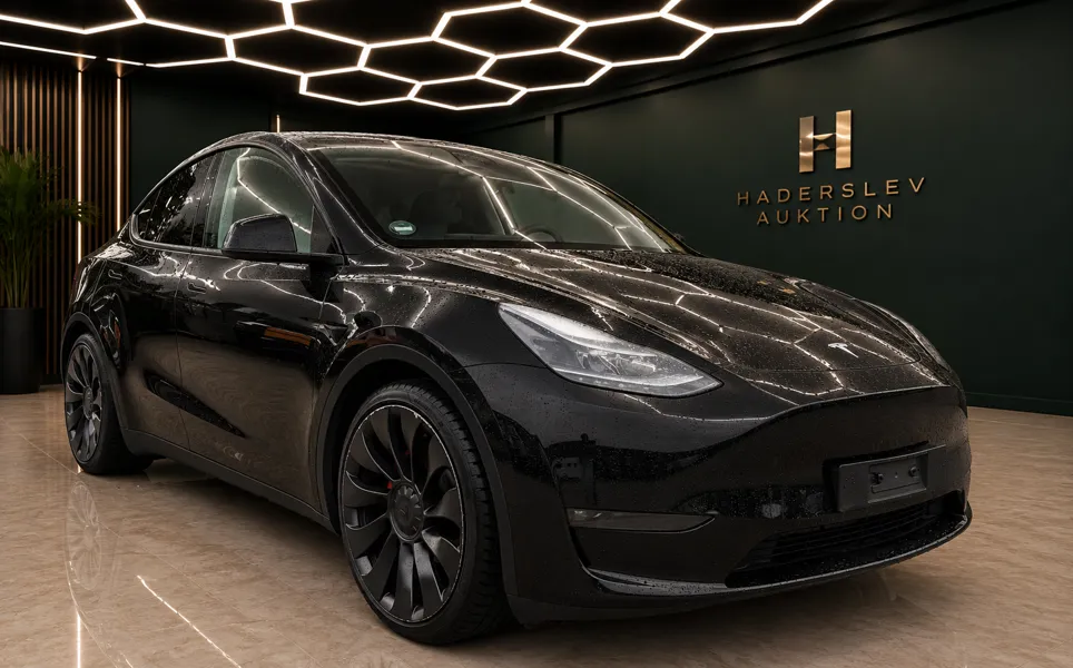 +M: Tesla Model Y 534hk Performance (2023) - Stel.: XP7YGCEL0PB072670