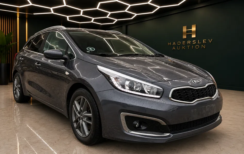 +M: Kia Ceed 1.6 CRDI Stationcar Man. 6 (2017) - Stel.: U5YHN816AGL199255