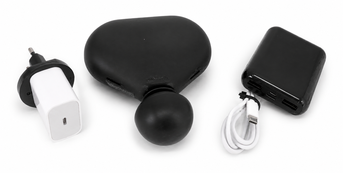 +M: Therabody Theragun Mini 3 Massage Gun samt Goji Mini Size power bank (10.000mAh) - (B 197, 199/26)