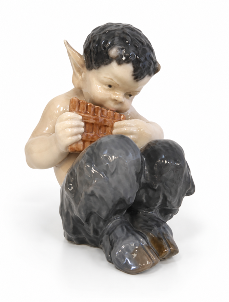 Royal Copenhagen porcelænsfigur nr. 1736 'Faun med fløjte'